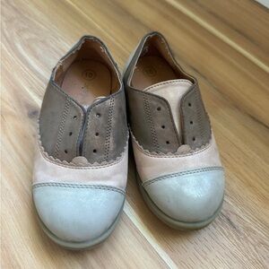 Cat and Jack girls shoes size 10